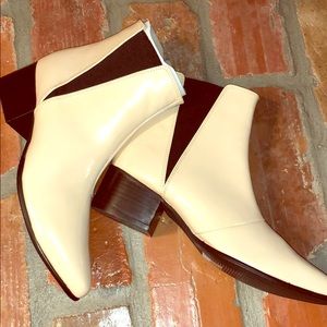 ⭐️Ladies booties⭐️